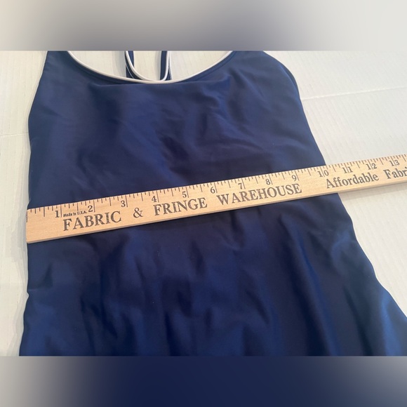 SPEEDO LADIES NAVY BLUE W/WHITE TRIM ONE-PIECE  BATHING SUIT. SIZE SMALL - Picture 2 of 8